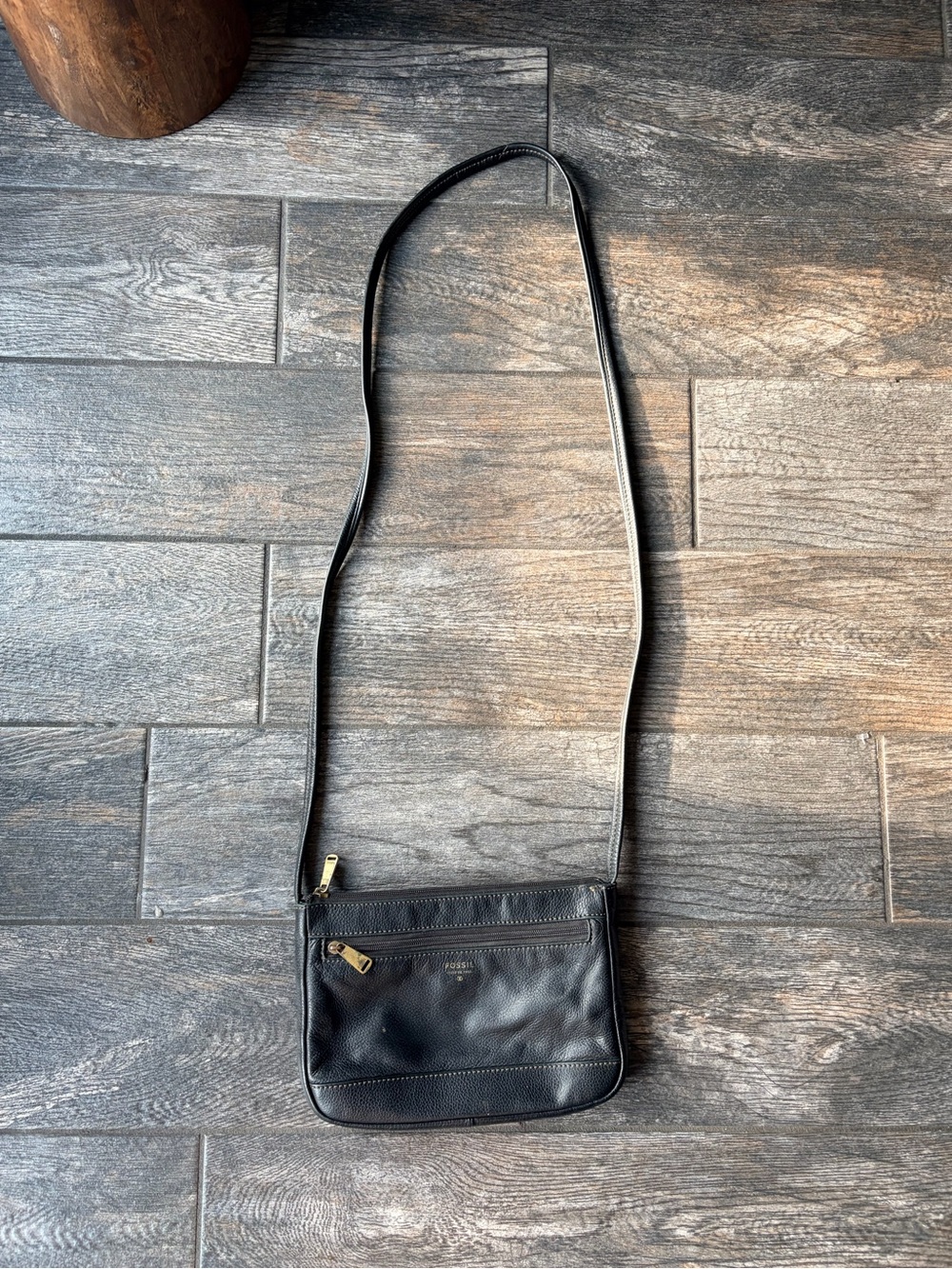 🖤 Fossil Leather Crossbody Purse Black Minimalist Bag - Picture 4 of 5